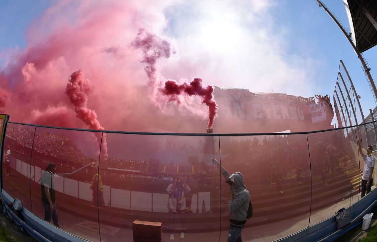 Mafia italiană, presiuni asupra unui patron ca să cedeze un club istoric! _1