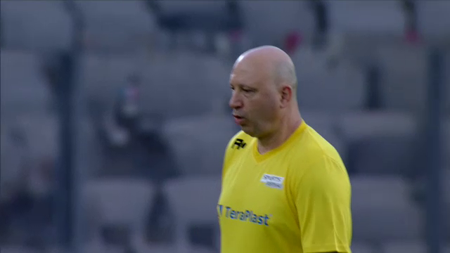 Iulian Filipescu împlinește astăzi 50 de ani! Fotbalistul din Generația de Aur a scris istorie în Elveția cu un gol în minutul 90+3_2