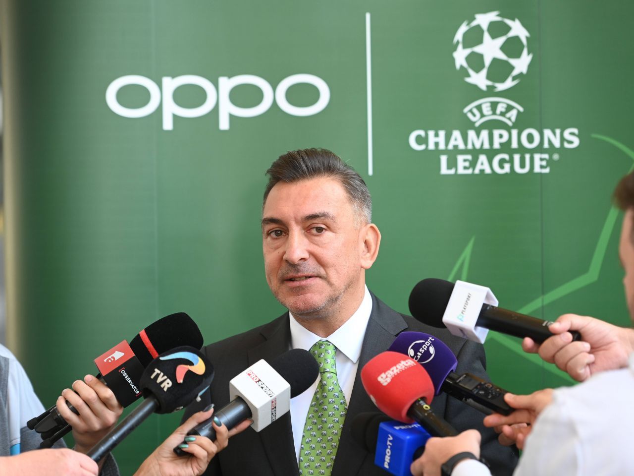 Primul 11 ideal al României! Ilie Dumitrescu mizează pe Ianis Hagi titular_10