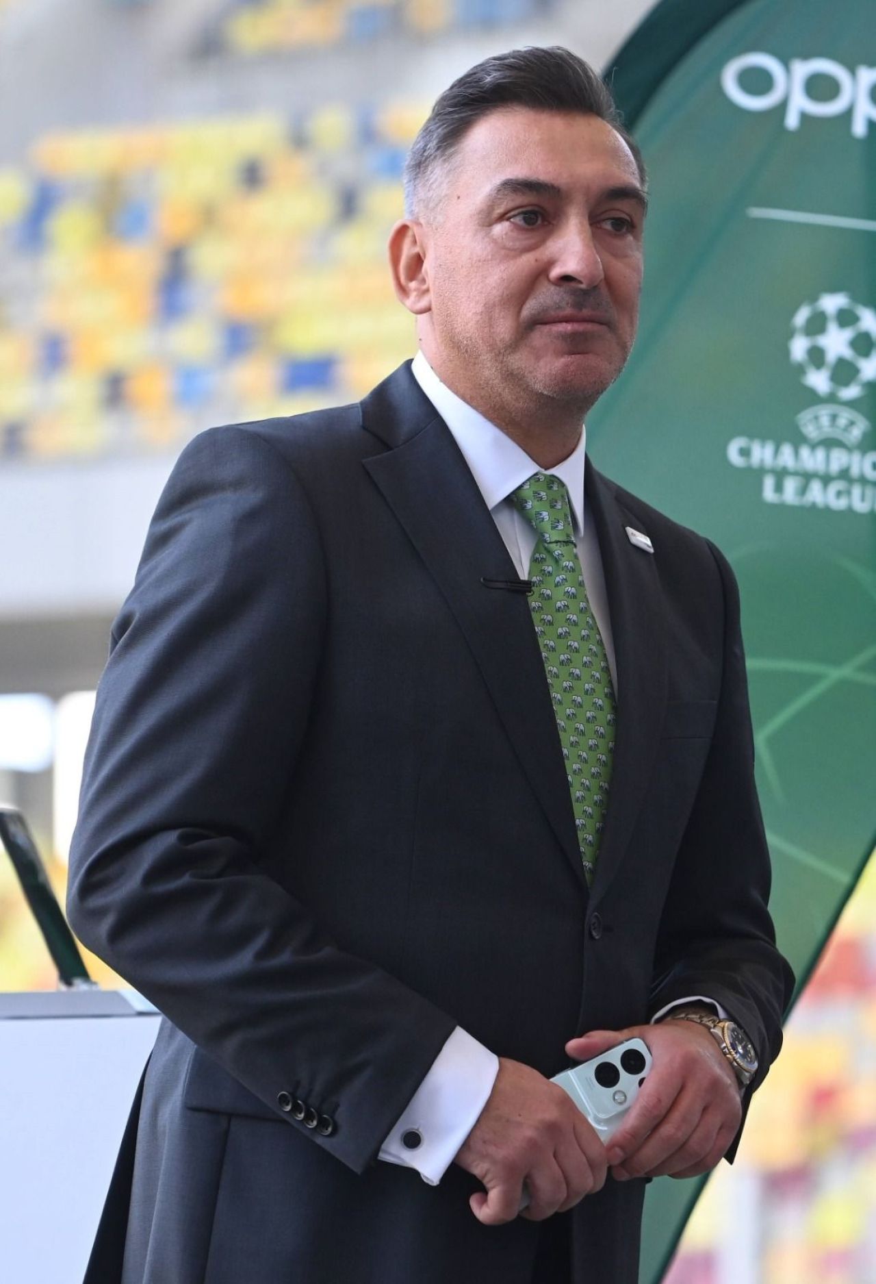 Primul 11 ideal al României! Ilie Dumitrescu mizează pe Ianis Hagi titular_15