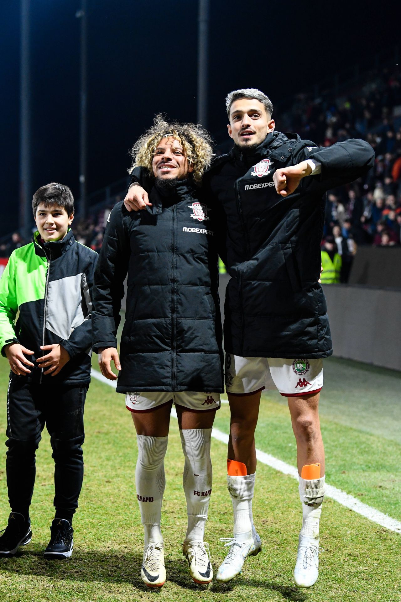 Prin câte a trecut Jayson Papeau până să ajungă fotbalist: „A trebuit să o fac, dacă nu-mi ieşea, eram mort”_2