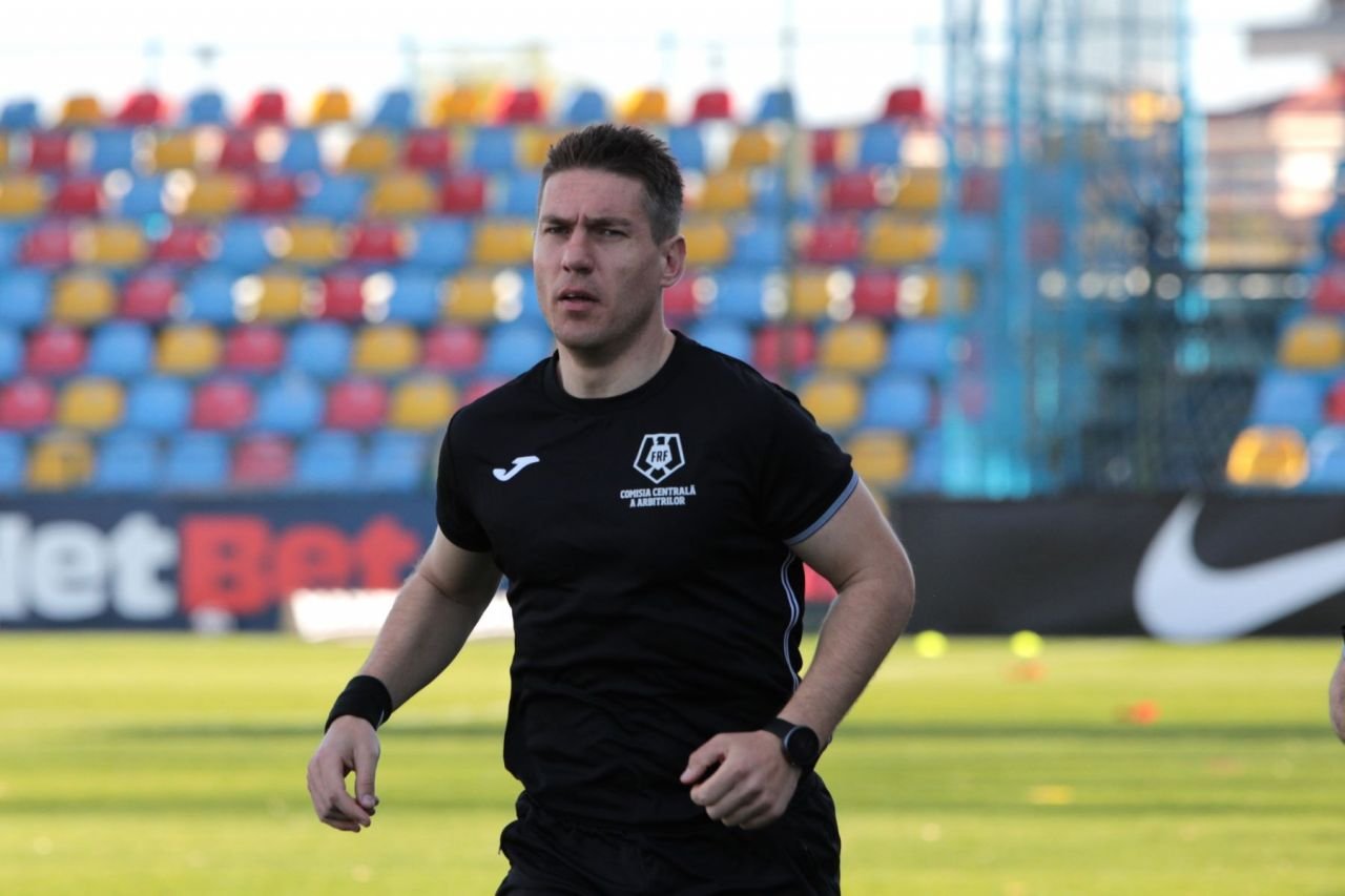 Szabolcs Kovacs a comis-o din nou! Fratele mai cunoscutului Istvan, criticat din nou după scandalul de la FCSB - UTA_2