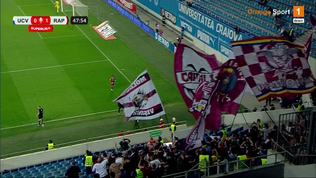 Dan Șucu și-a strâns fularul la gât și a urmărit Craiova - Rapid alături de fani! Cum a fost surprins în peluză_16