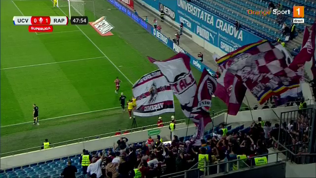 Dan Șucu și-a strâns fularul la gât și a urmărit Craiova - Rapid alături de fani! Cum a fost surprins în peluză_18