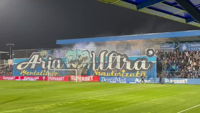 Constănțenii sunt pe val! Coregrafie superbă la Farul - FCSB_3