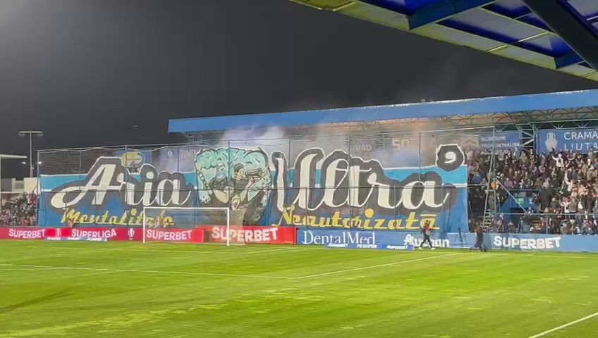 Constănțenii sunt pe val! Coregrafie superbă la Farul - FCSB_3
