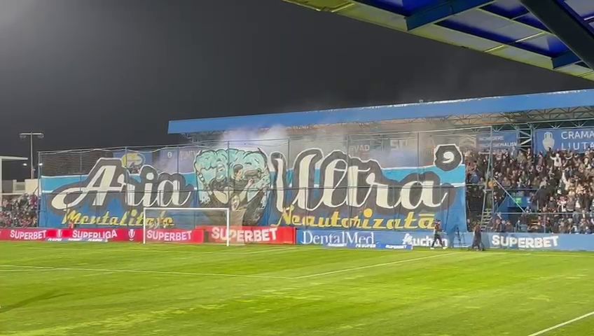 Constănțenii sunt pe val! Coregrafie superbă la Farul - FCSB_6