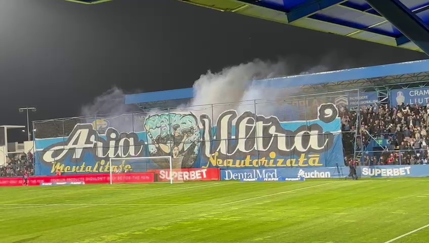 Constănțenii sunt pe val! Coregrafie superbă la Farul - FCSB_10