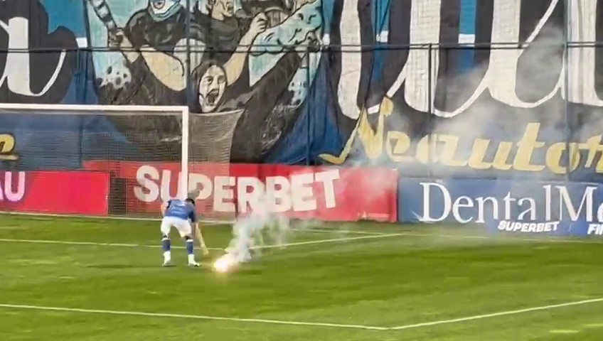 Constănțenii sunt pe val! Coregrafie superbă la Farul - FCSB_17