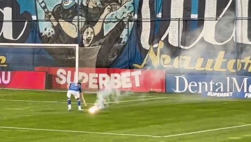 Constănțenii sunt pe val! Coregrafie superbă la Farul - FCSB_17