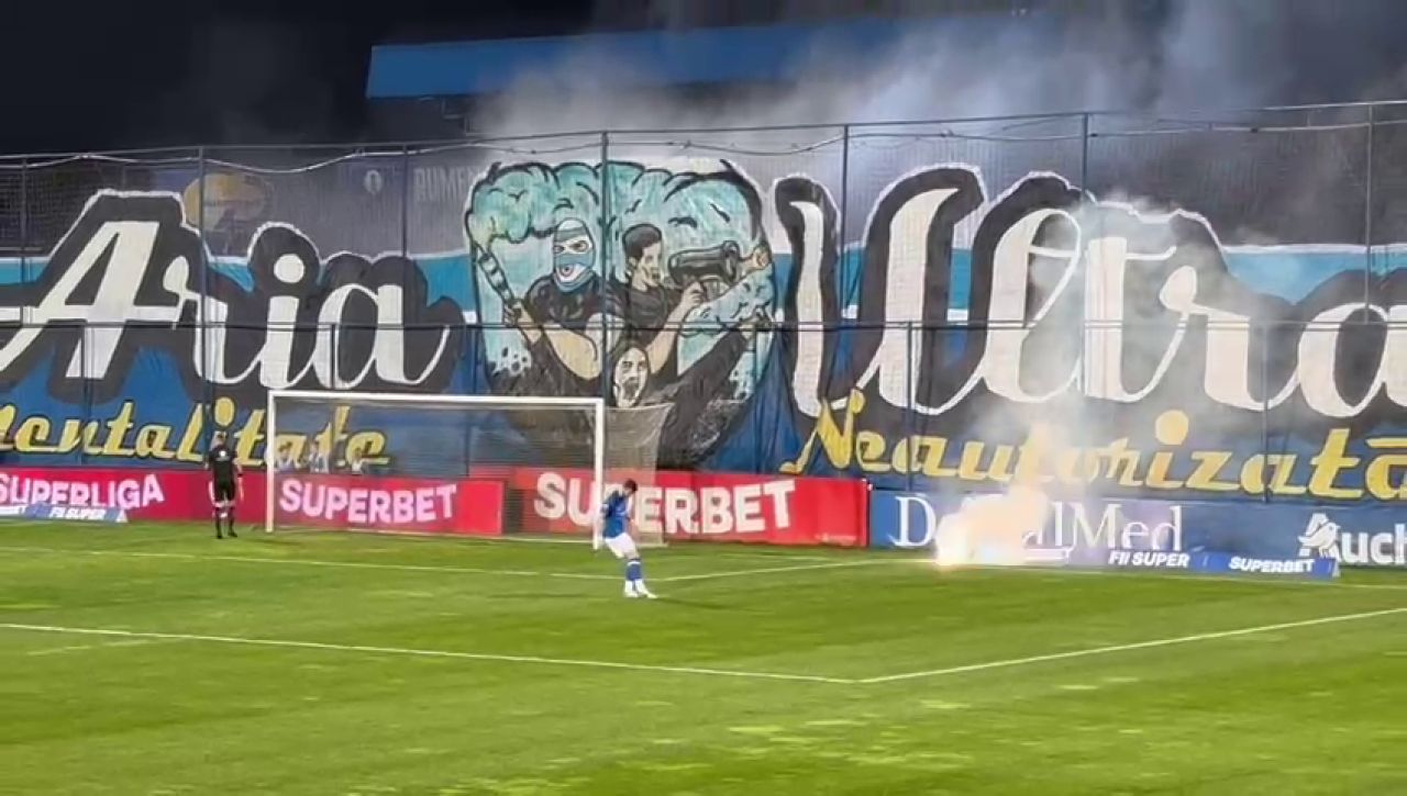 Constănțenii sunt pe val! Coregrafie superbă la Farul - FCSB_23