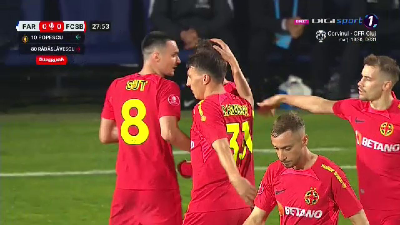 Schimbare la FCSB în minutul 28! Fotbalistul s-a dus în trombă la vestiare_5