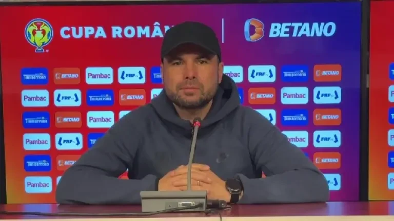 Conferință de presă Adrian Mutu înainte de Corvinul Hunedoara - CFR Cluj (01.04.2024)
