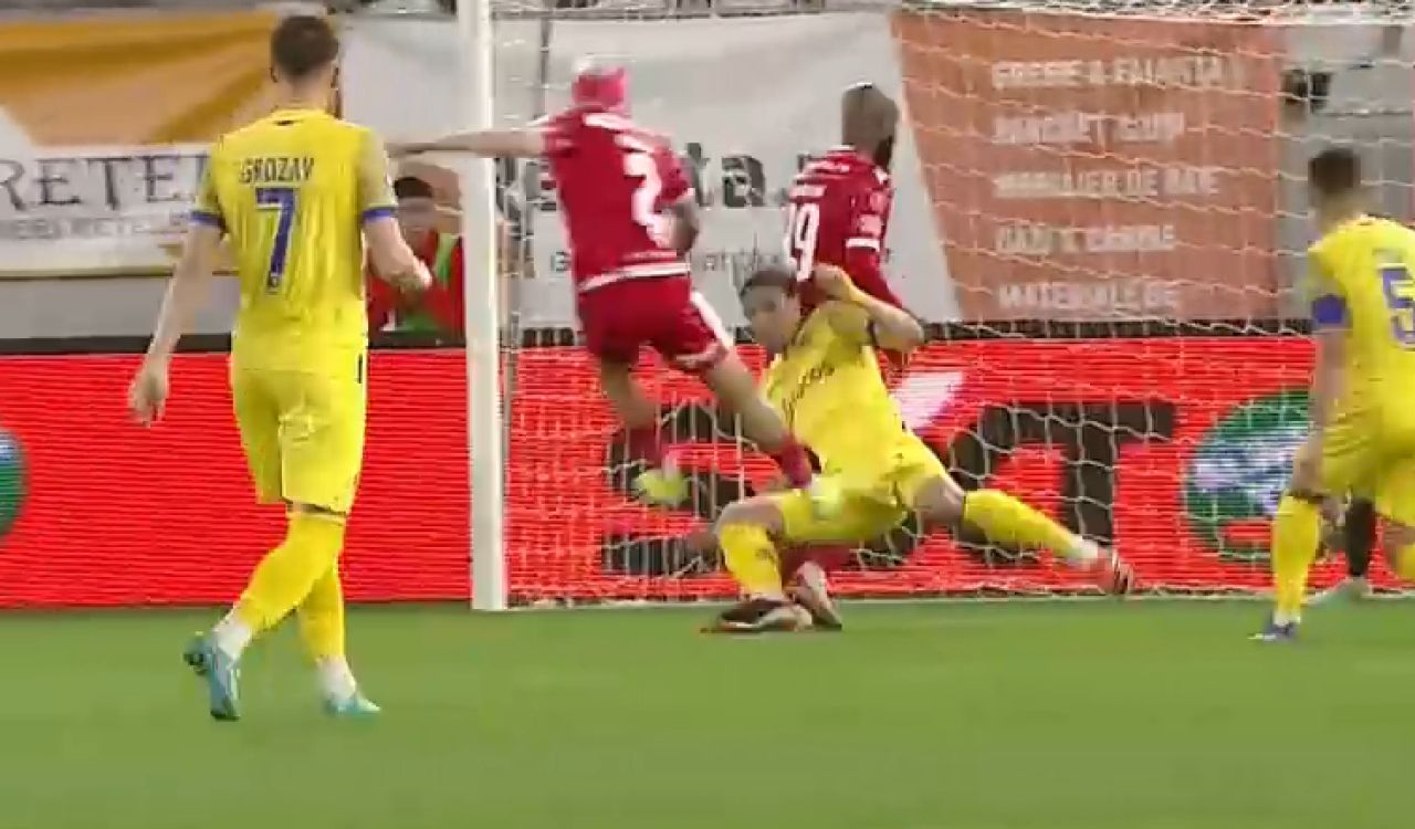Dinamo - Petrolul Ploiești 1-1. Final aprins de meci pe ”Arcul de Triumf” sub privirile a sute de copii_4
