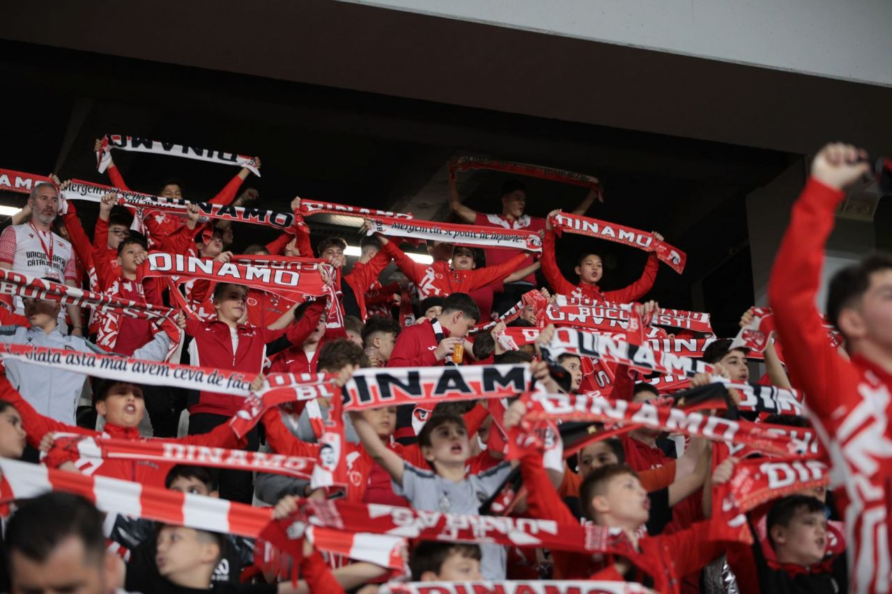 Mircea Lucescu a urmărit meciul de pe Arcul de Triumf din loja Petrolului!_4