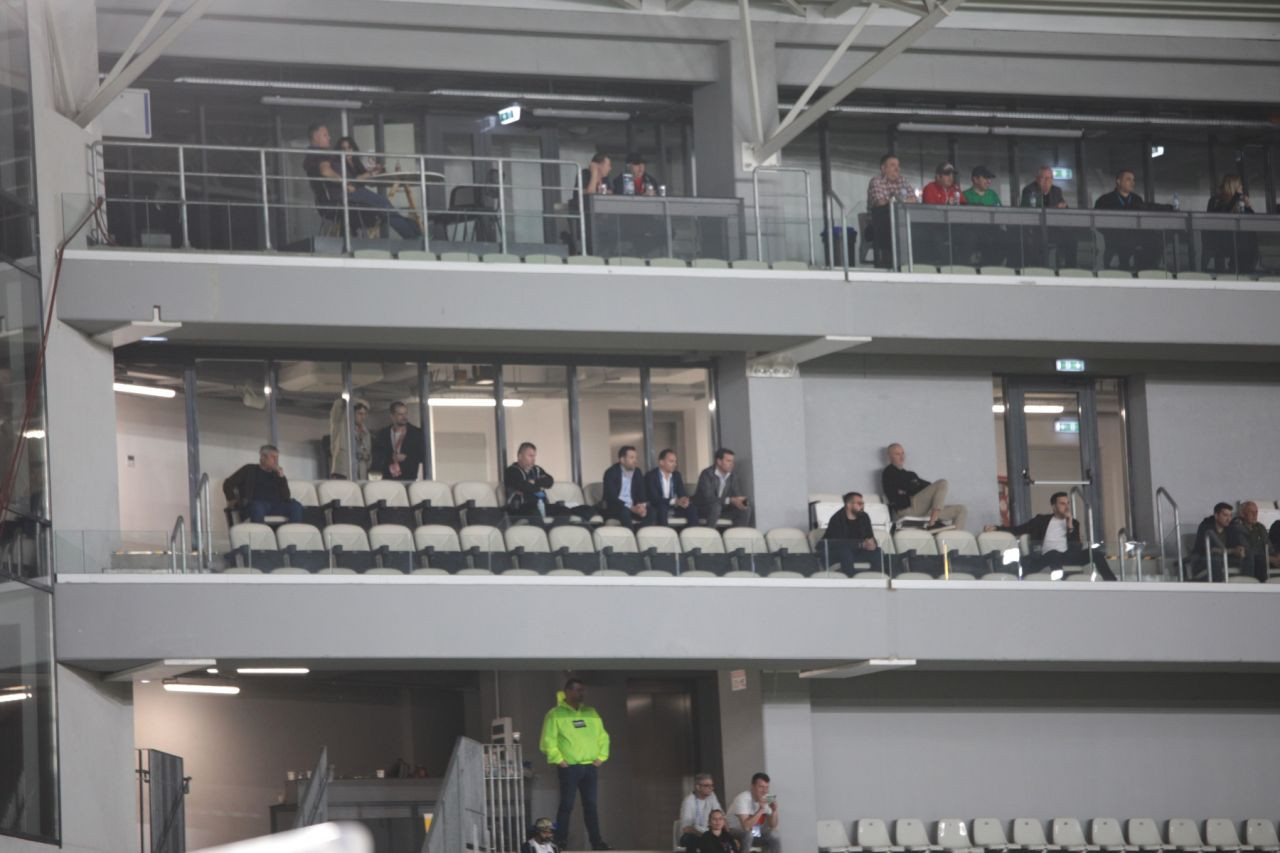 Mircea Lucescu a urmărit meciul de pe Arcul de Triumf din loja Petrolului!_6