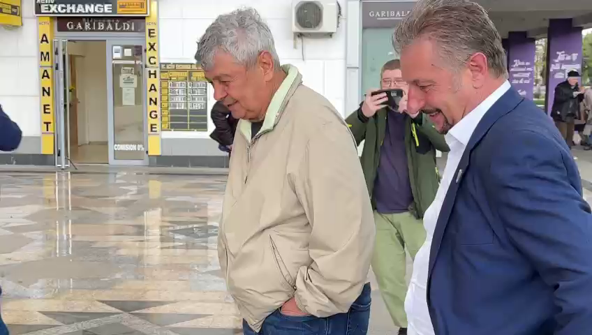 Ca la Hollywood! Cum arată ”Walk of Fame”-ul de la Hunedoara. Mircea Lucescu a venit să-l vadă cu ochii săi_9