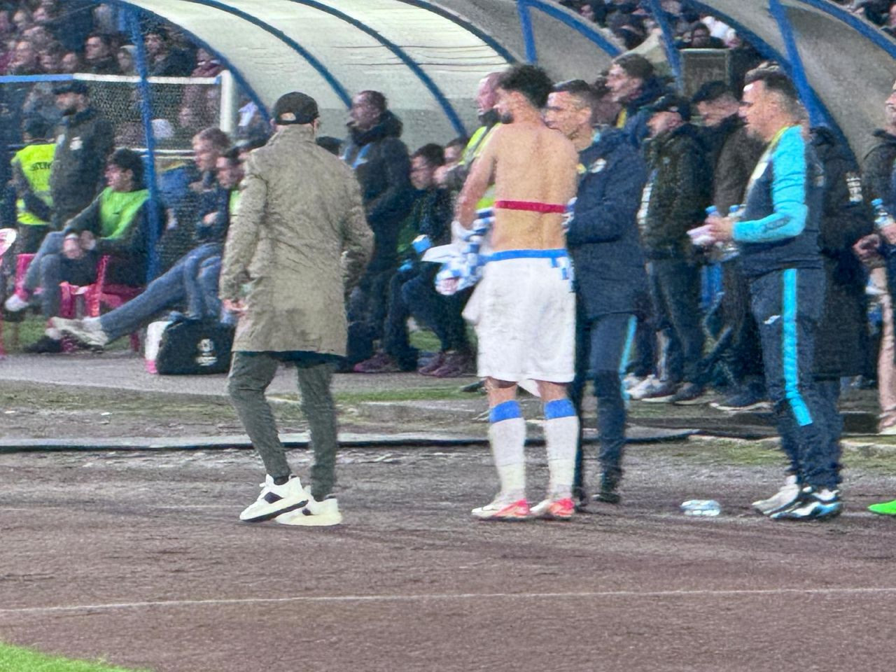 Probleme la CFR Cluj! Și-a umplut de sânge un adversar și va rata derby-urile cu FCSB și Rapid_10