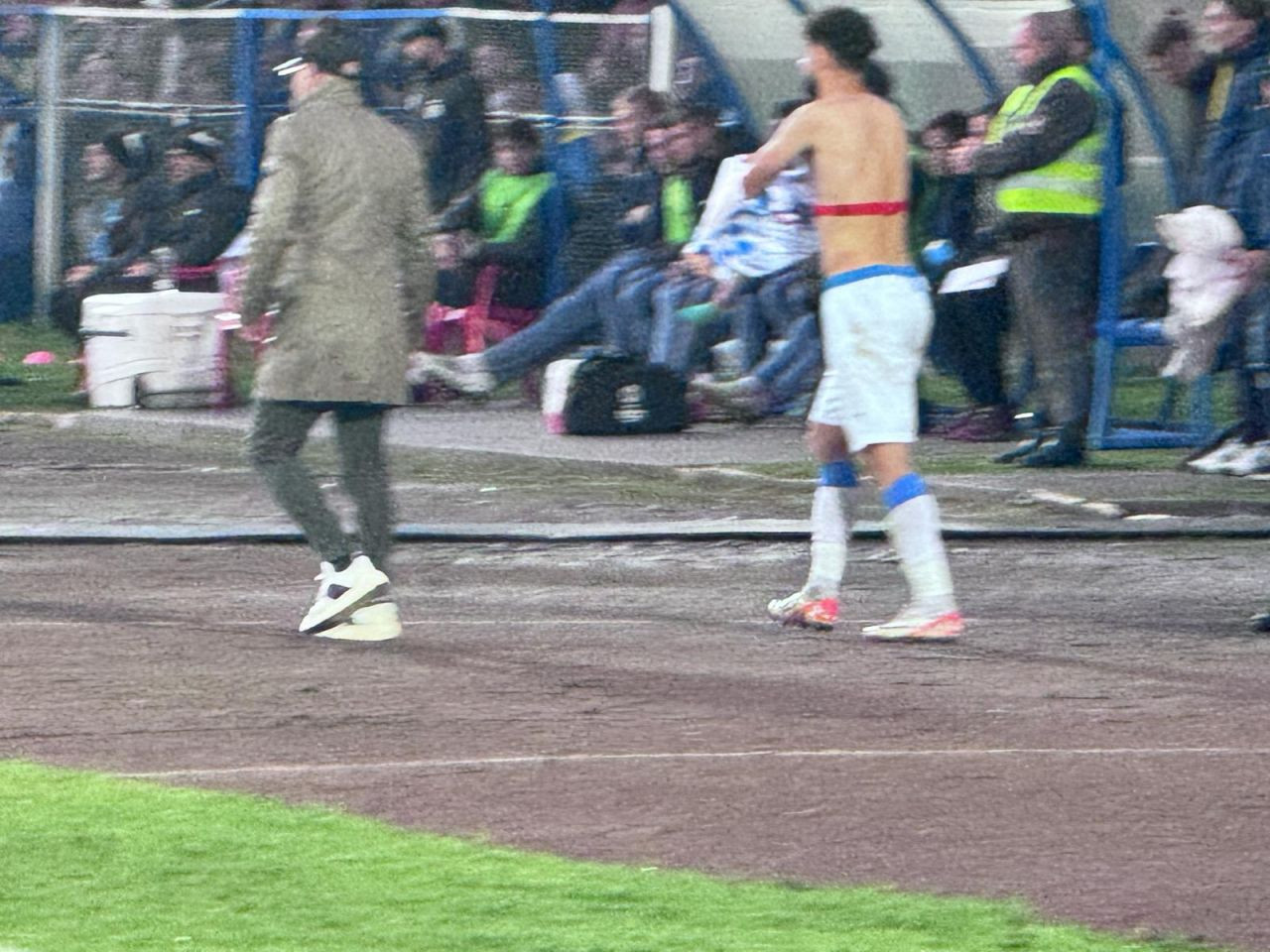 Probleme la CFR Cluj! Și-a umplut de sânge un adversar și va rata derby-urile cu FCSB și Rapid_11