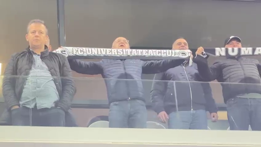 Emil Boc jubilează după calificarea lui ”U” Cluj în semifinalele Cupei României!_7