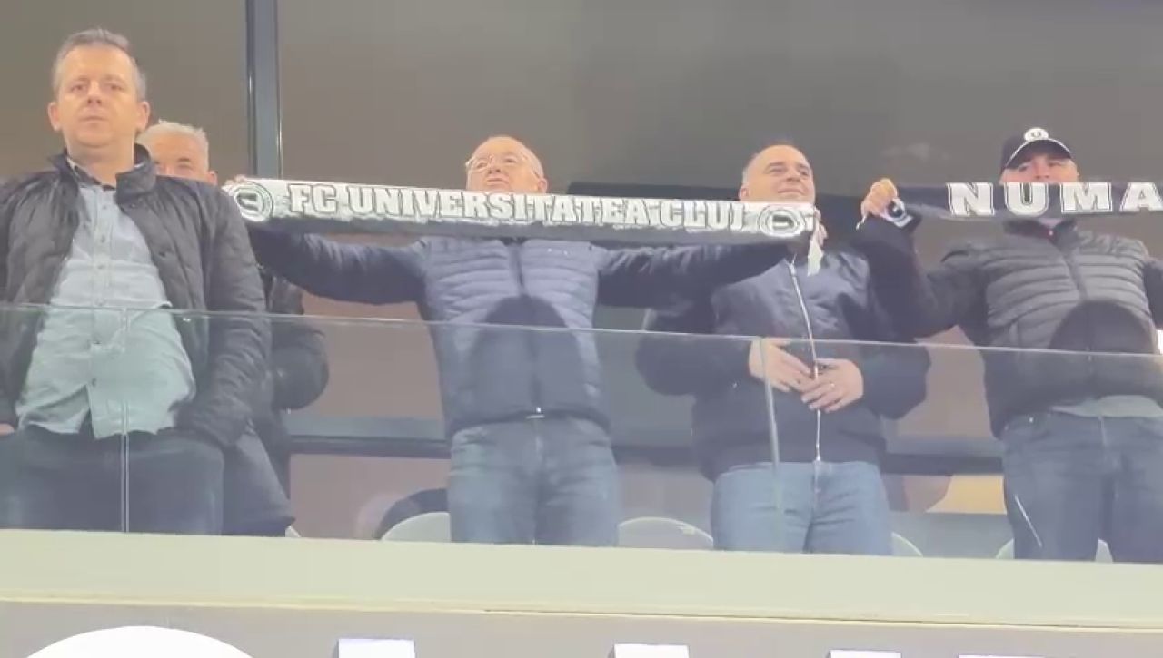 Emil Boc jubilează după calificarea lui ”U” Cluj în semifinalele Cupei României!_14