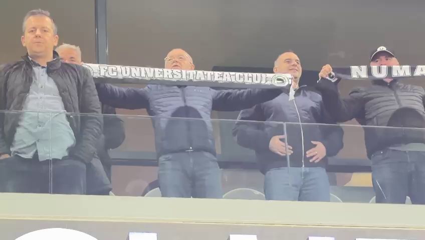 Emil Boc jubilează după calificarea lui ”U” Cluj în semifinalele Cupei României!_16