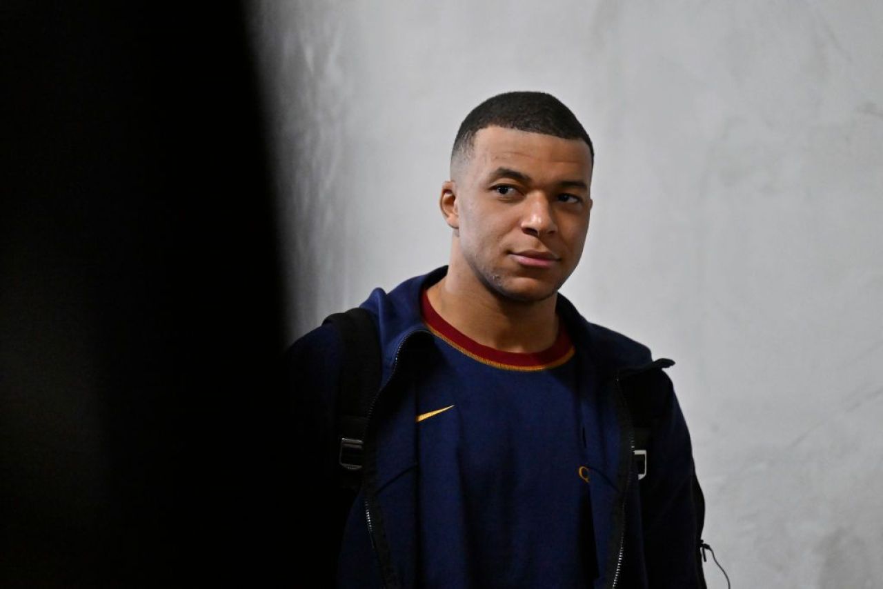 Tatăl lui Kylian Mbappe l-a sunat pe Florentino Perez. Spaniolii au aflat ce i-a transmis_4