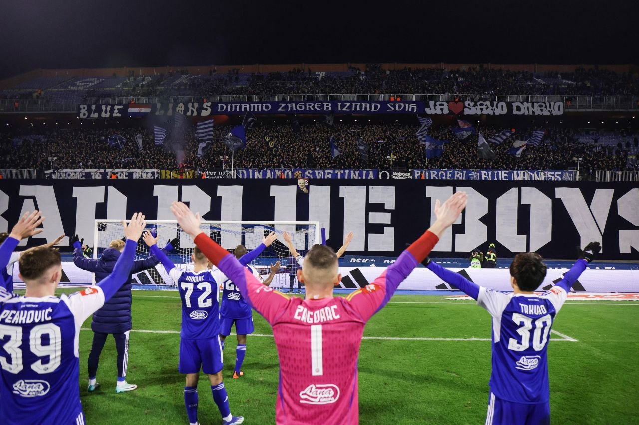 A fost dezastru la Hajduk Split - Dinamo Zagreb! Polițiști răniți, incendii și zeci de suporteri din 'Torcida' și 'Bad Blue Boys' arestați_9