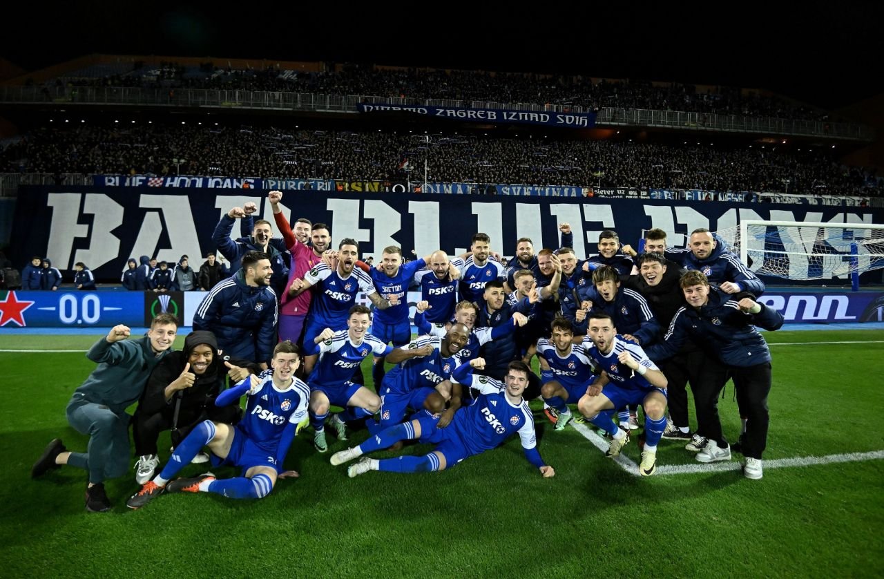 A fost dezastru la Hajduk Split - Dinamo Zagreb! Polițiști răniți, incendii și zeci de suporteri din 'Torcida' și 'Bad Blue Boys' arestați_11