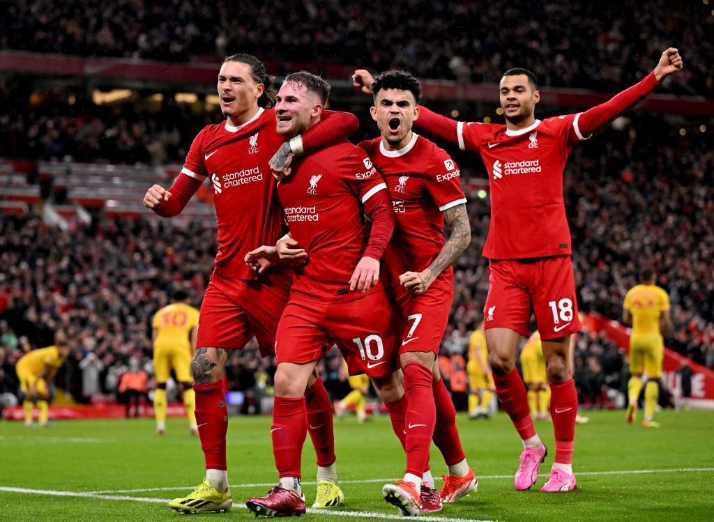 Cu un pas mai aproape de titlu, Liverpool a stabilit un nou record &icirc;n Premier League