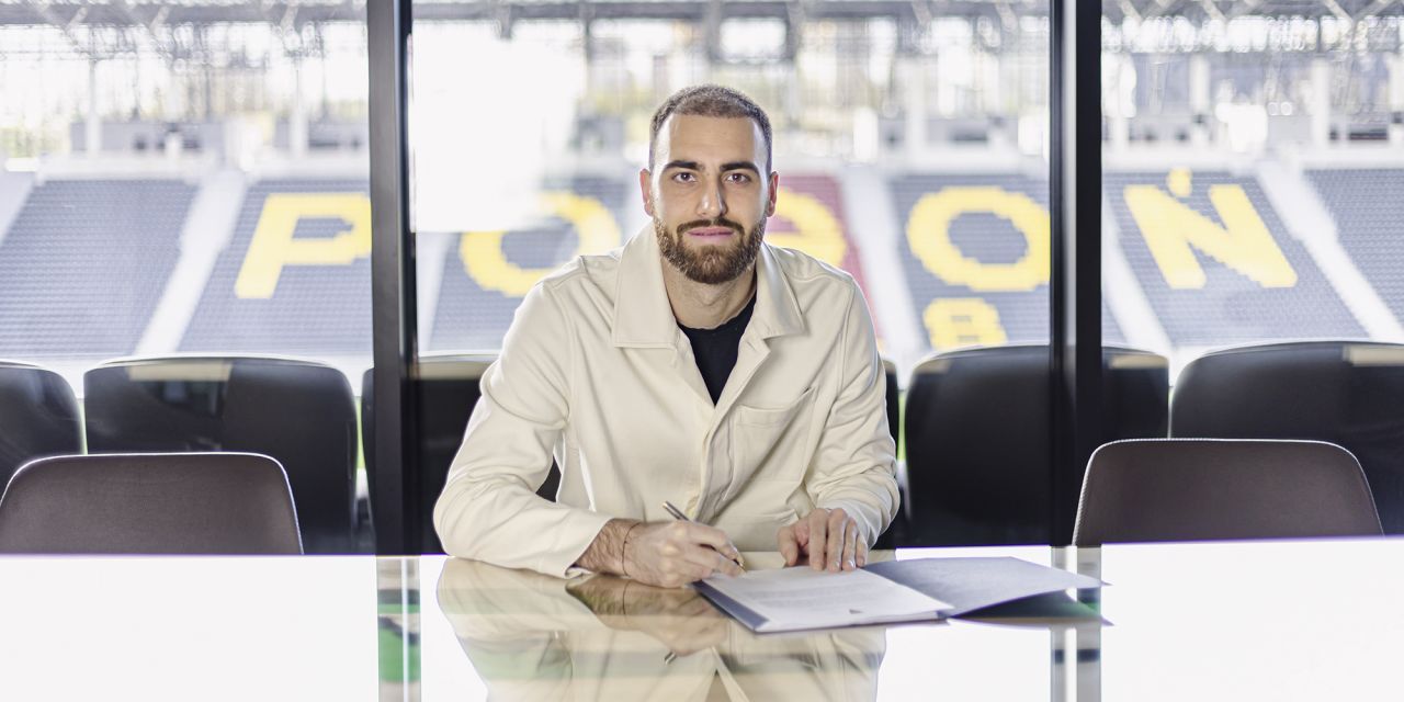 Valentin Cojocaru a semnat: