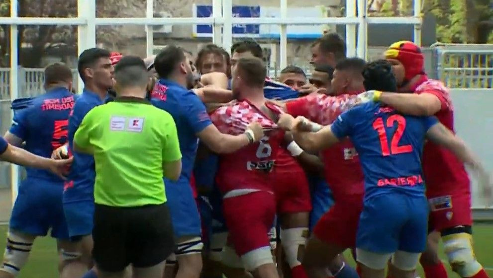 Dinamo - SCM USV Timișoara, finală senzațională de Cupă cu scandal și cu răsturnări de scor! Bătaie generală după un eseu neacordat și minute &icirc;n șir de analiză video