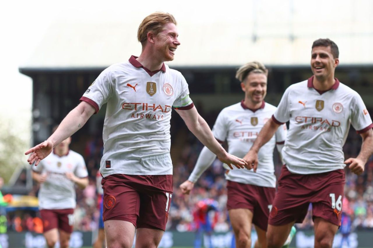 Victorie categorică pentru City! Kevin De Bruyne a marcat un gol spectaculos: luptă teribilă pentru titlu în Premier League_1