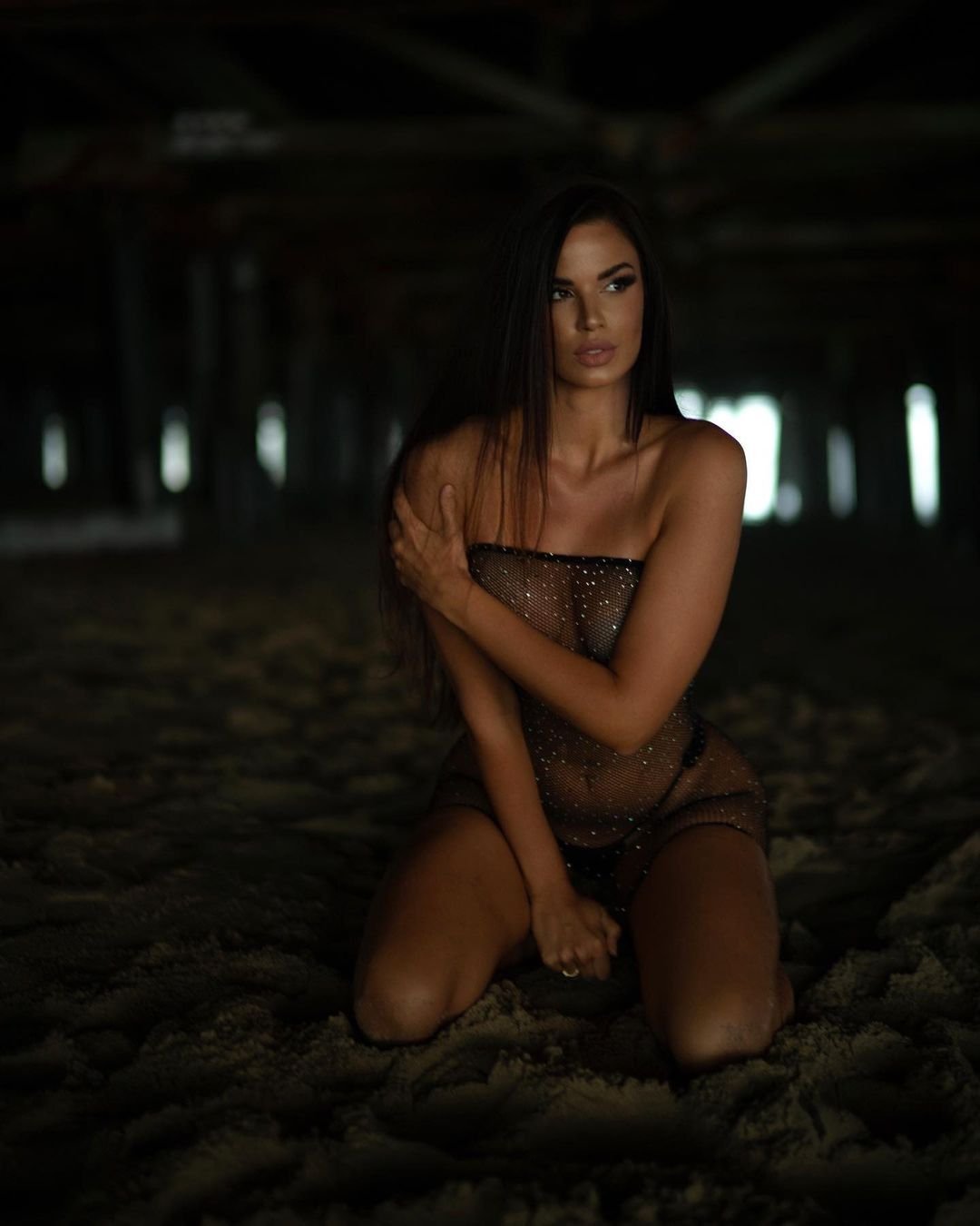 Ivana Knoll se pregătește de EURO 2024 în cele mai incendiare ținute! Fanii au reacționat imediat când au văzut-o așa_224