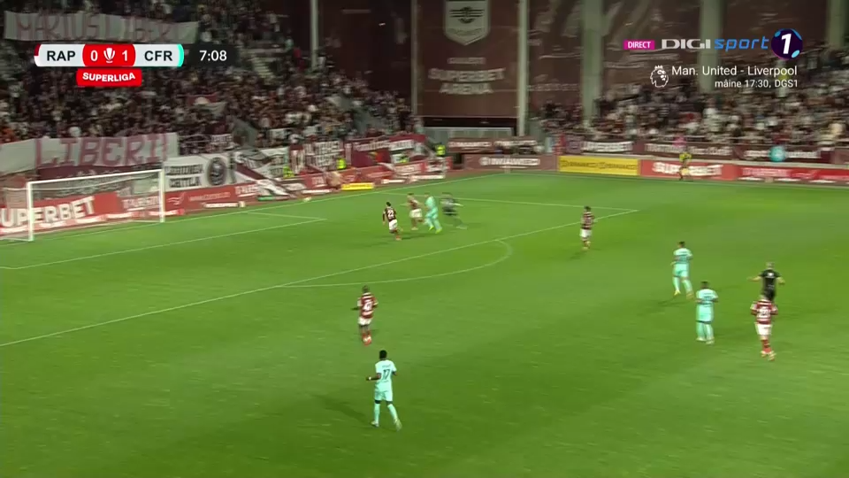 Ce execuție! Daniel Bîrligea a profitat de eroarea lui Marian Aioani în derby-ul vișiniu_3