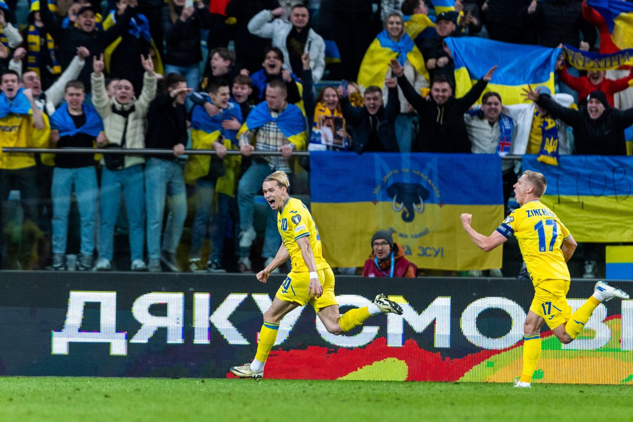 Iese cu pieptul dezgolit la război! Decizia luată de un adversar al României la EURO 2024_4