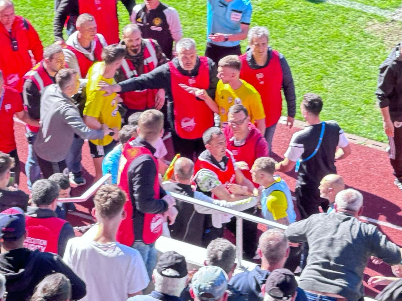 S-au încins spiritele la Sibiu! Hermannstadt - U Cluj a fost aproape să se încheie cu o bătaie_12