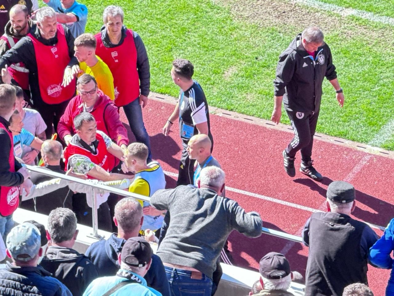 S-au încins spiritele la Sibiu! Hermannstadt - U Cluj a fost aproape să se încheie cu o bătaie_13