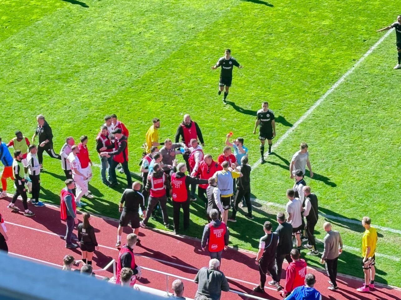 S-au încins spiritele la Sibiu! Hermannstadt - U Cluj a fost aproape să se încheie cu o bătaie_23