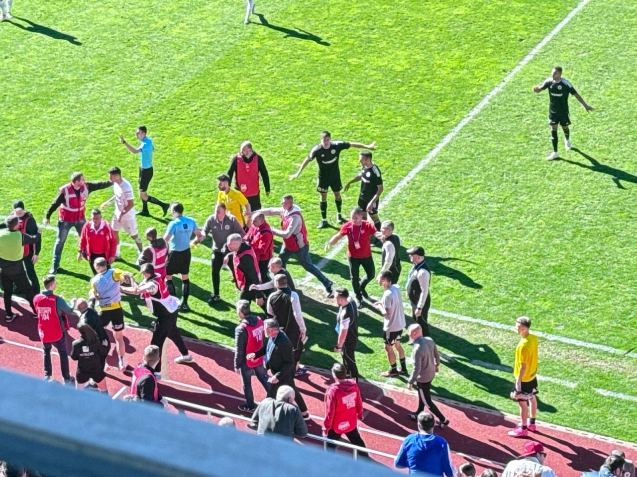 S-au încins spiritele la Sibiu! Hermannstadt - U Cluj a fost aproape să se încheie cu o bătaie_31