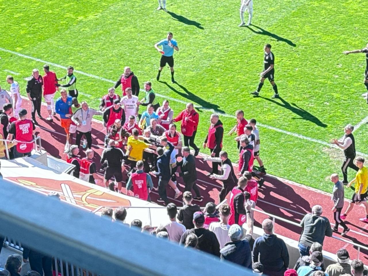 S-au încins spiritele la Sibiu! Hermannstadt - U Cluj a fost aproape să se încheie cu o bătaie_39