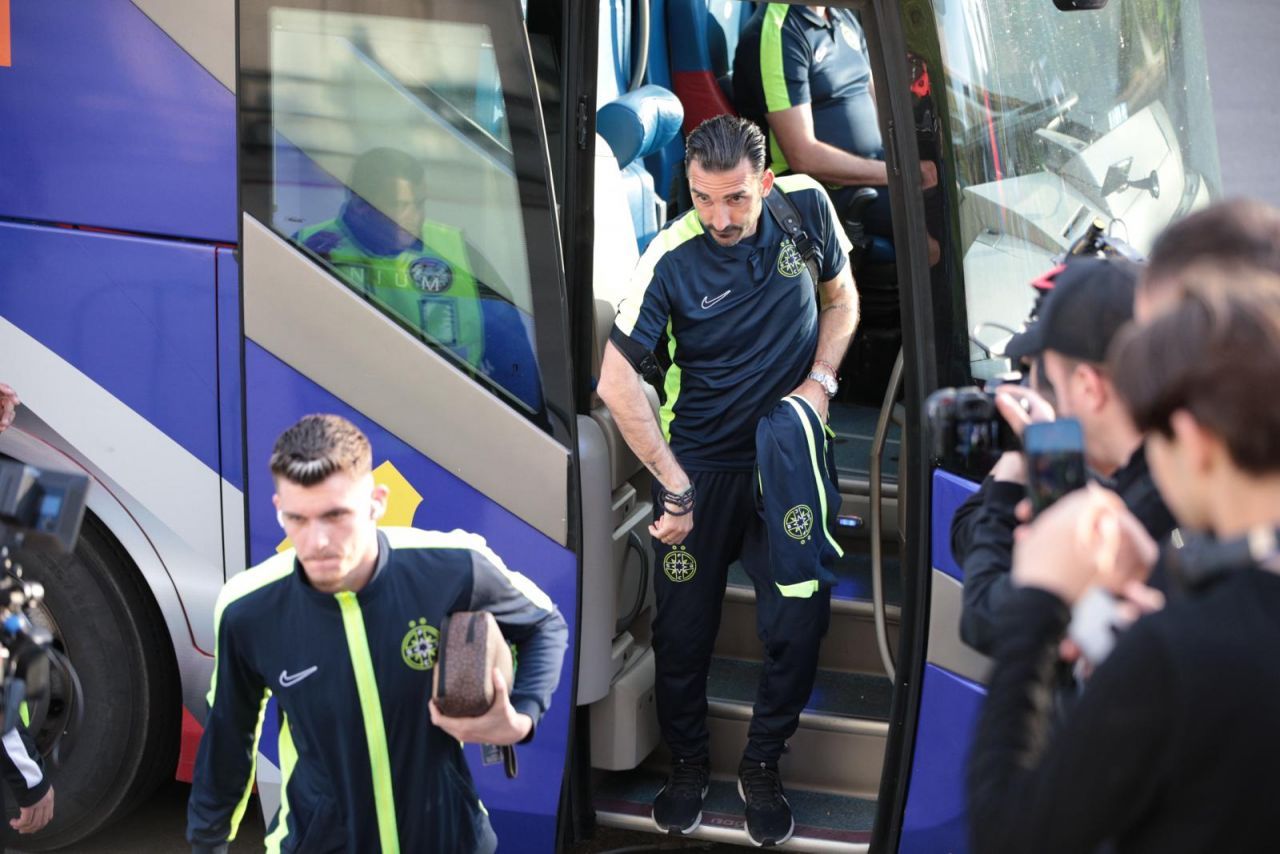 Primire ”de gală” pentru FCSB înainte de meciul cu Universitatea Craiova! Jucătorul care a fost ovaționat puternic_5