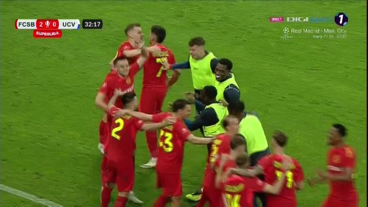Radaslavescu a uitat de supărare! Cum a fost surprins la meciul cu Universitatea Craiova_5