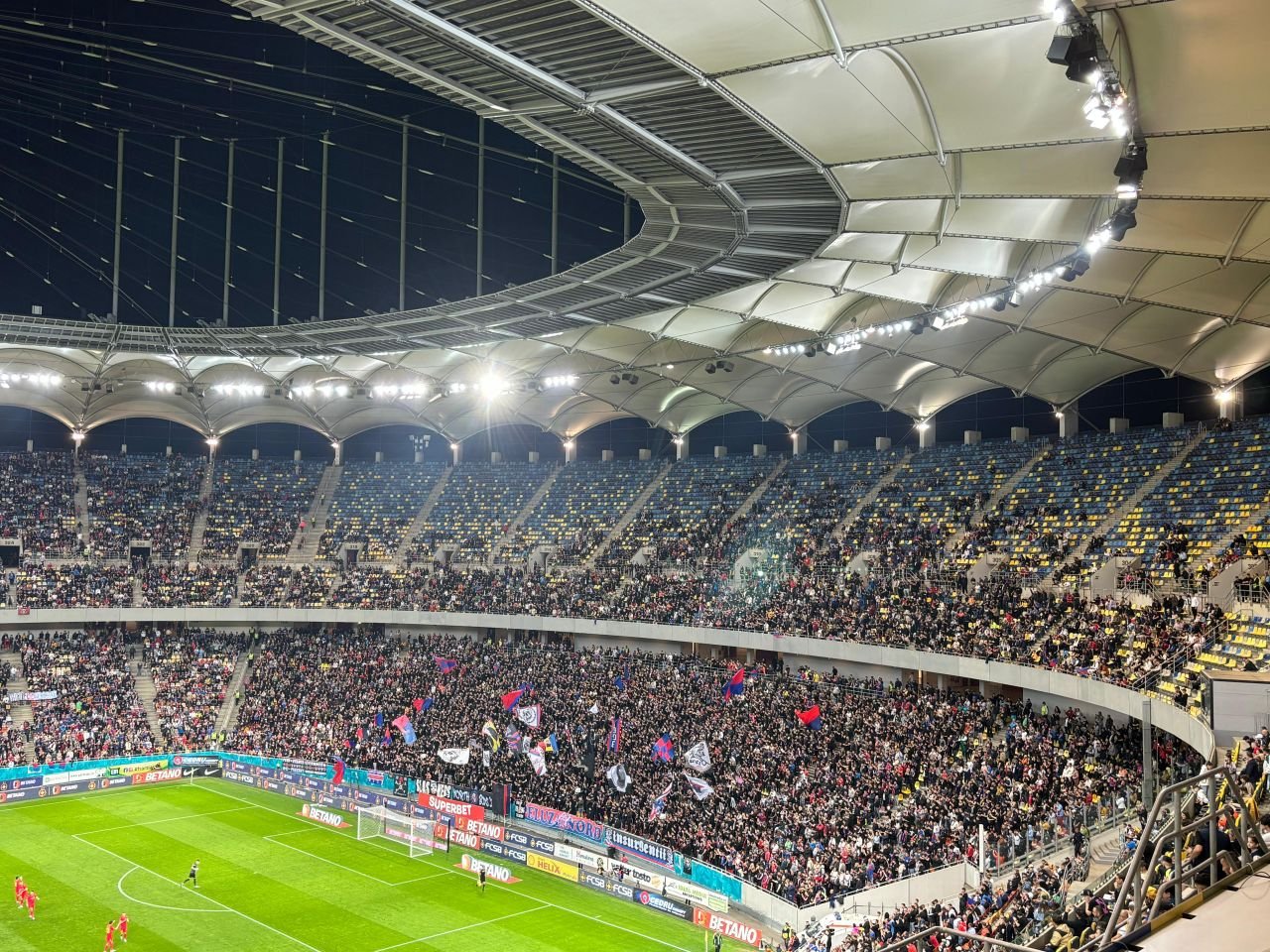 Direct în top! Câți suporteri asistă la FCSB - Universitatea Craiova_4