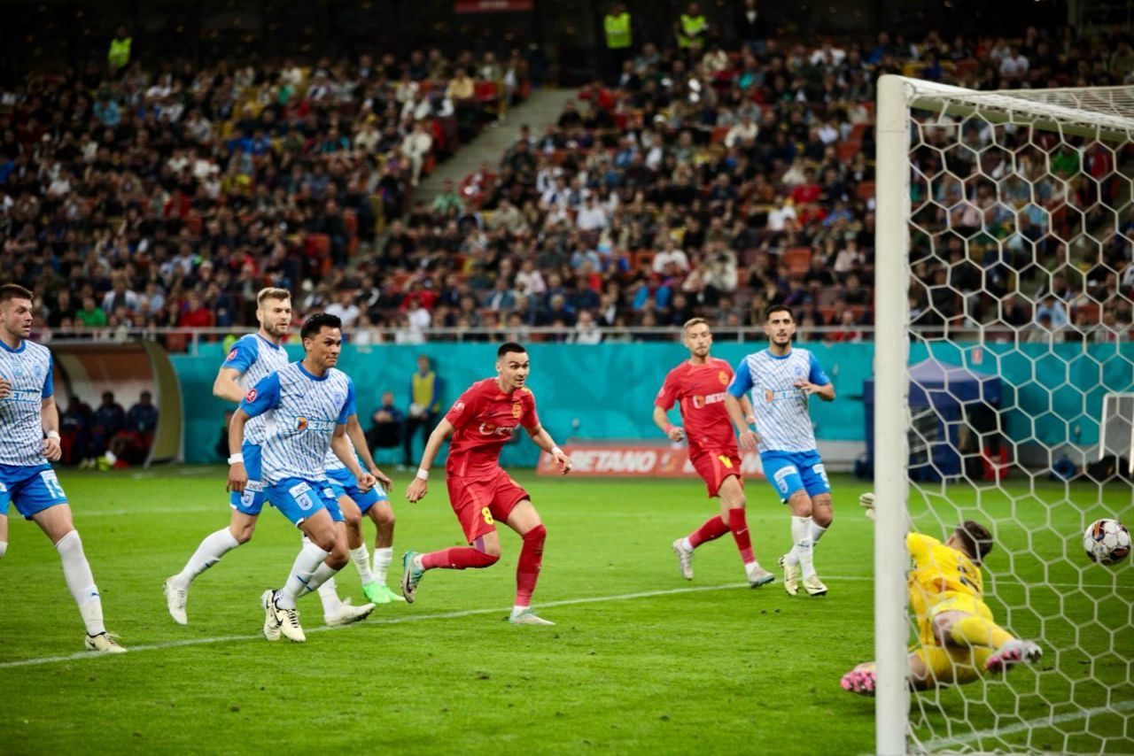 Când ar putea deveni FCSB campioană matematic: cel mai mare coșmar al lui Șumudică poate deveni realitate!_4