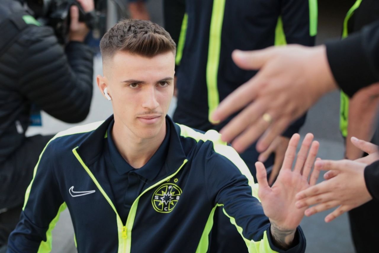 All-in! Ce &rdquo;tripletă&rdquo; ofensivă a ales FCSB pentru derby-ul cu CFR Cluj