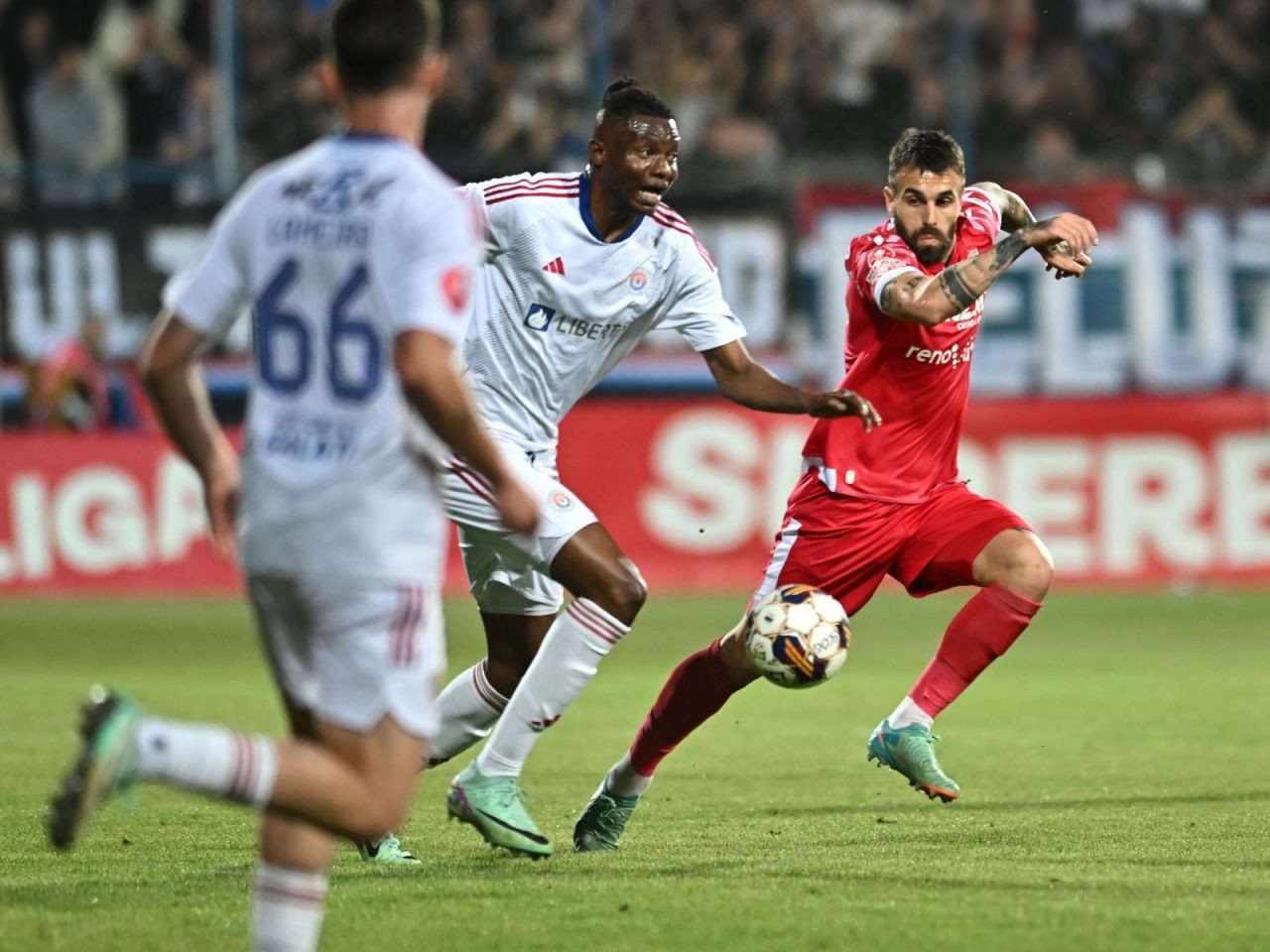 Oțelul Galați - Dinamo 1-0 | Neașteptat! &rdquo;C&acirc;inii Roșii&rdquo;, &icirc;nvinși la ultima fază