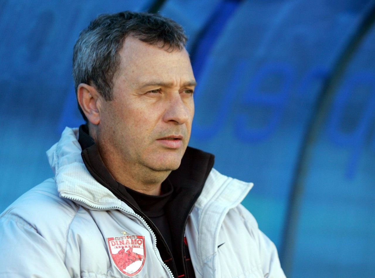Mesajul superb al lui Dinamo de ziua lui Mircea Rednic, simbolul ”alb-roșu” devenit acum adversar al ”câinilor”_7