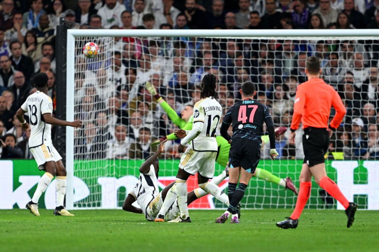 Ce goluri! Manchester City a reușit două ”bijuterii” în cinci minute pe ”Bernabeu”_1