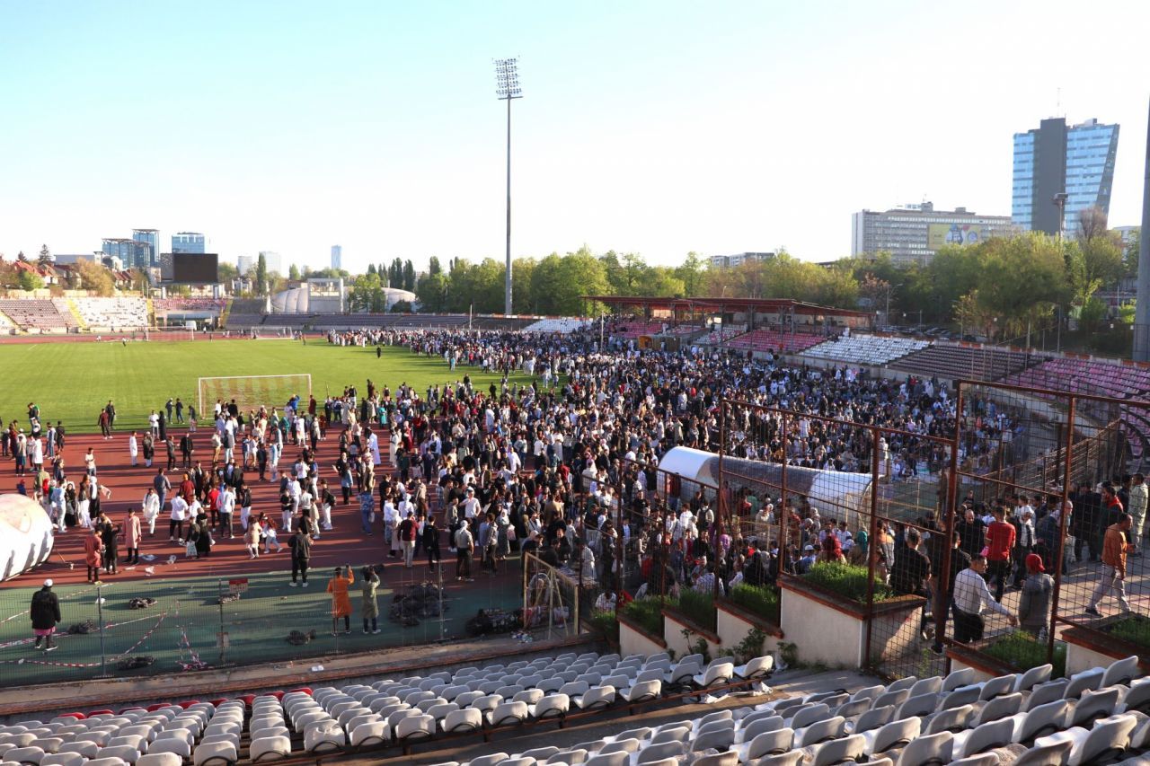Au venit musulmanii la Dinamo, dar nu vreun șeic miliardar. Ultimul mare eveniment pe vechiul stadion, cu peste 5.000 de oameni _27